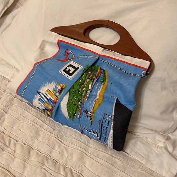 Handcrafted vacation purse made from a tea towel, cute, right? - Picture 2 of 7